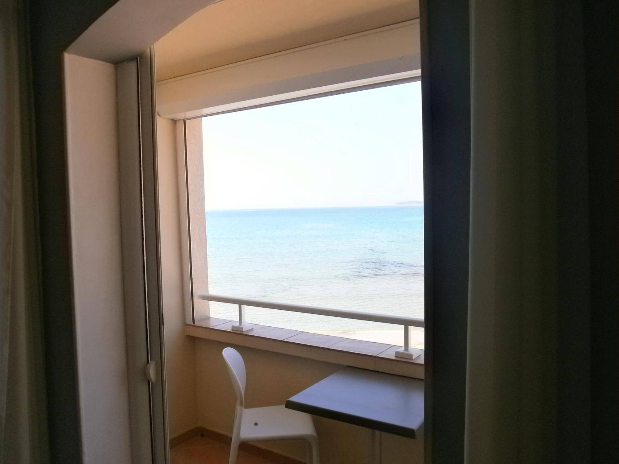 Au Tapis De Sable Ξενοδοχείο Saint-Cyr-sur-Mer Δωμάτιο φωτογραφία