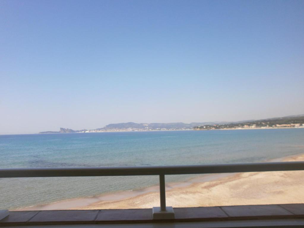 Au Tapis De Sable Ξενοδοχείο Saint-Cyr-sur-Mer Δωμάτιο φωτογραφία